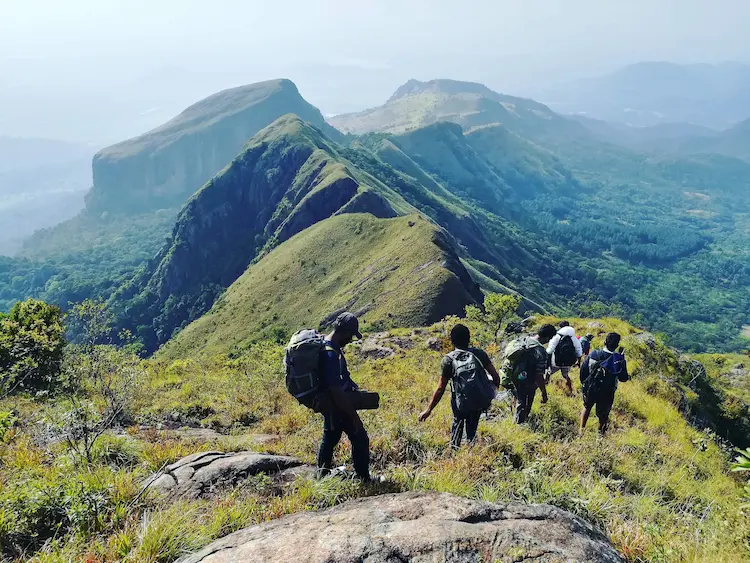 Knuckles Mountain Range